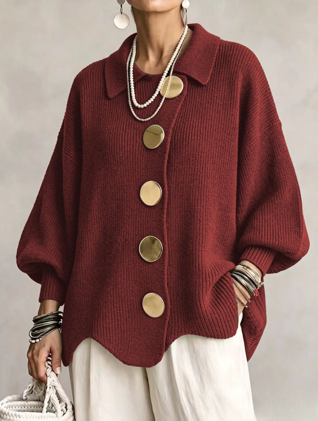 Amélie Bruges | Cardigan oversize à gros boutons dorés