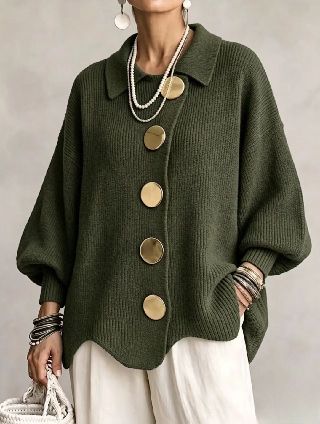 Amélie Bruges | Cardigan oversize à gros boutons dorés