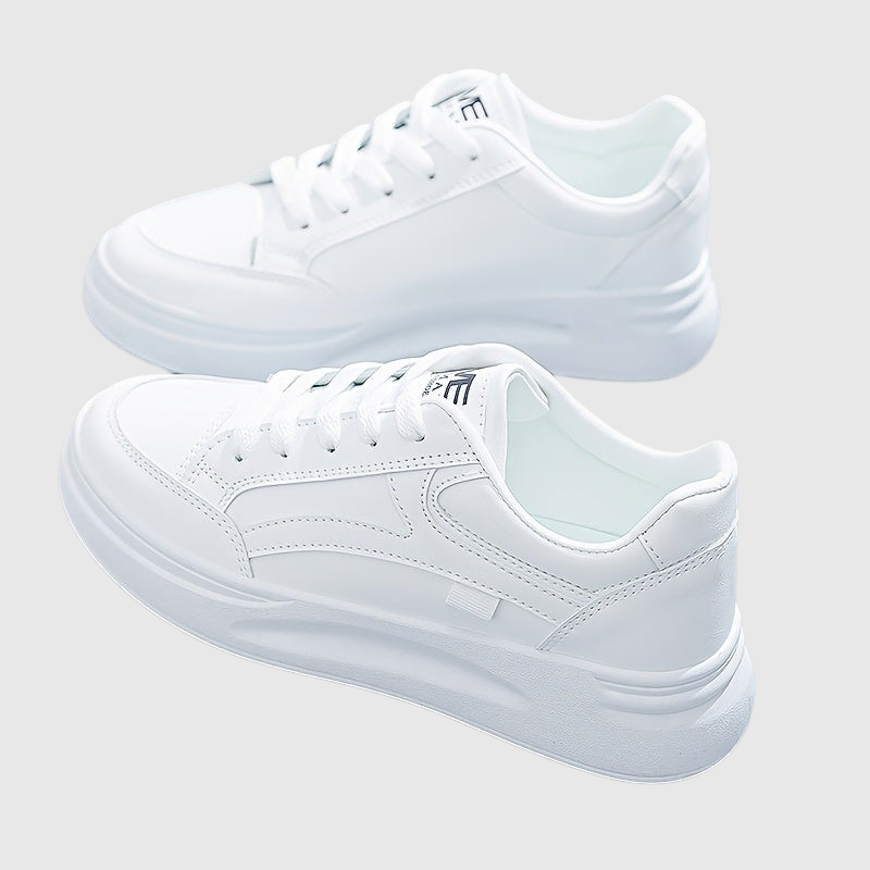 Baskets blanches chic confort léger