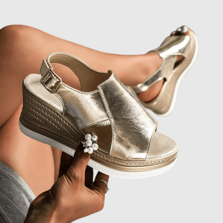 Baylie - Sandales Stylées Métalliques