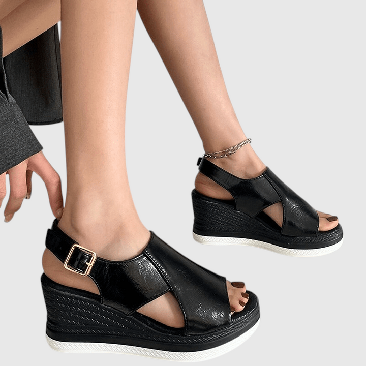 Baylie - Sandales Stylées Métalliques
