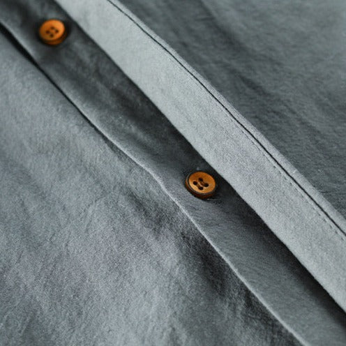 Amélie Bruges | Chemise minimaliste à col mao